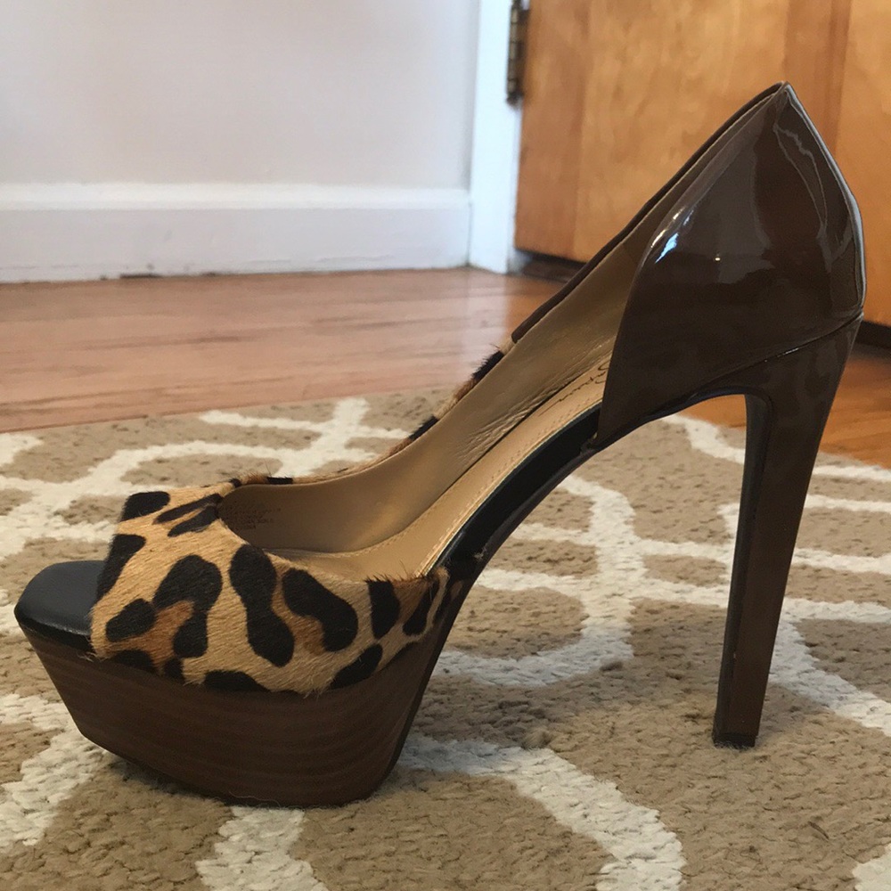 Leopard/Patent Leather Peep Toe 5” Platform Heels - Picture 3 of 8
